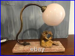 Lampe A Poser En Régule Doré Et Base Marbre Rose, Colombine Art Déco