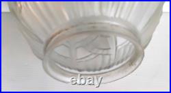 Lampe A Poser Globe Verre Depoli Montage Metal Noir Martele Art Deco