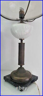 Lampe Ancienne Art Déco Lampes A Poser Intérieur De Bureau. Vintage Lamp