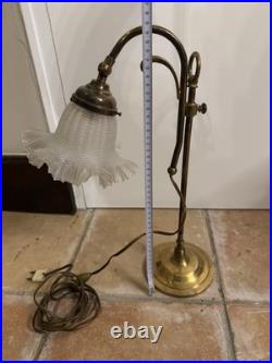 Lampe Art Deco Doré Tulipe Pâte de Verre. Ancienne laiton