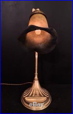 Lampe Art Déco En Bronze Et Tulipe Pte De Verre Signée Muller Frères Luneville