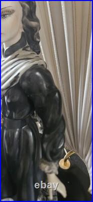 Lampe Art Déco Femme Élégante signé Guido Cortese (Cevik Italie) années 70-80