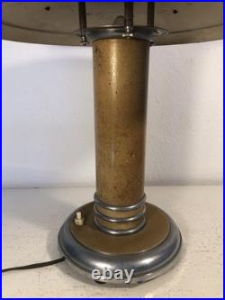 Lampe Art Deco de type paquebot par Georges Halais