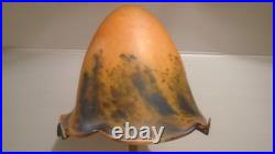 Lampe Art Déco en bronze argenté et pâte de verre France, circa 1927-1930