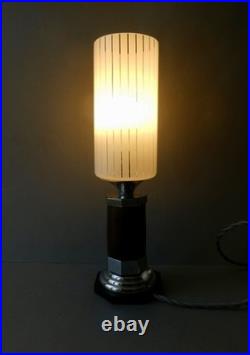 Lampe Art Deco, en métal chromé et bois Palissandre, vers 1930-40