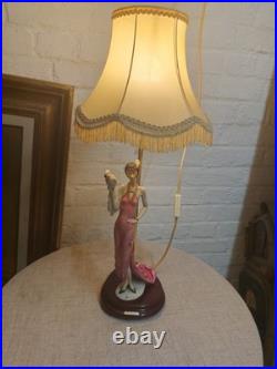 Lampe Art Déco figurative Giuseppe Armani femme années 30 abat-jour franges