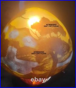 Lampe Champignon gout de Gallé 25 cm de haut, pate verre