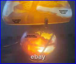 Lampe Champignon gout de Gallé 25 cm de haut, pate verre