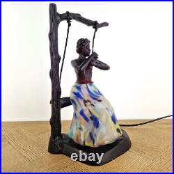 Lampe Dame à la balançoire style Art déco luminaire années 80 statue veilleuse