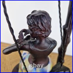 Lampe Dame à la balançoire style Art déco luminaire années 80 statue veilleuse