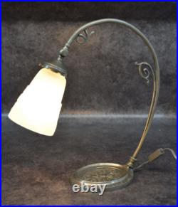 Lampe En Bronze Art Deco Décor Ange Et Pate De Verre Muller ref AP137