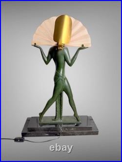 Lampe Sculpture Éclairante Époque Art Déco En Fonte D Art Danseuse Espagnole