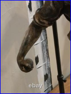 Lampe Statue Bouliste en Métal Argenté Oscar Ruffony Art Déco