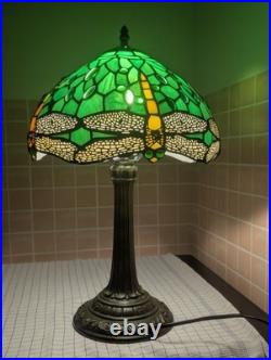 Lampe Verte Art Déco vitrail façon Tiffany