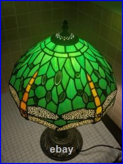 Lampe Verte Art Déco vitrail façon Tiffany