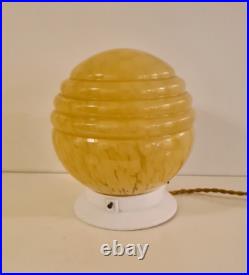 Lampe ancienne Art Déco en verre opaline marbré globe ambre vintage 1930/40
