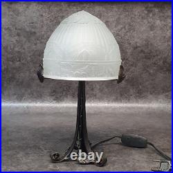 Lampe ancienne en fer forgé signée M. VOUTIER art déco ref AP188