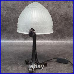 Lampe ancienne en fer forgé signée M. VOUTIER art déco ref AP188