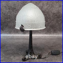 Lampe ancienne en fer forgé signée M. VOUTIER art déco ref AP188