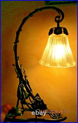 Lampe applique Art Deco fer forge tulipe verre Asteroid style Daum Majorelle