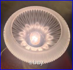 Lampe art deco1920 a 40 verre moulé rose tres belle tulipe 28x19 elec ok, envoi