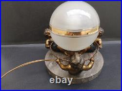 Lampe art deco 1930 ronde d'enfants métal régule doré et patine noire Bel état