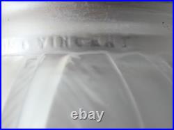 Lampe art déco avec son globe en verre dépolie signé Hettier et Vincent