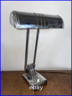 Lampe art-déco en métal articulable