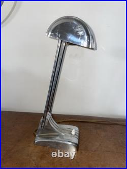 Lampe art-déco en métal articulable