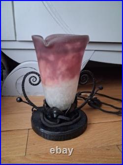 Lampe art deco fer forgé MULLER FRERES LUNEVILLE Tulipe en verre marmoréen
