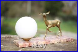 Lampe art déco, lampe à poser biche laiton sur marbre