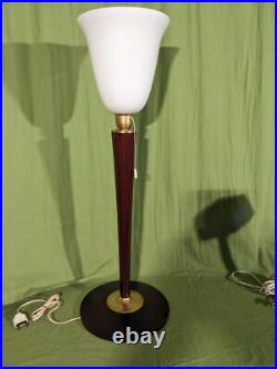 Lampe art déco style MAZDA ou autre couleur acajou en très bon état Hauteur 72