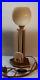 Lampe_art_deco_style_africain_globe_opalin_bois_vernis_pas_de_marque_01_yn