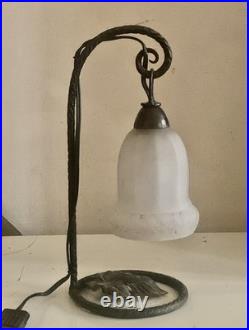 Lampe art deco vintage fer forgé potence tulipe pate de verre dlg Pierre Gilles