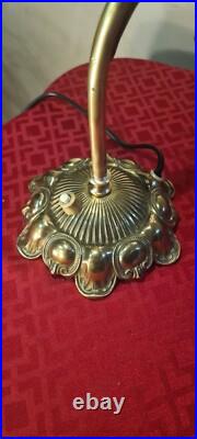 Lampe bronze petale verre moulé art nouveau 28x34. Elec ok