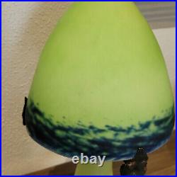 Lampe champignon en Pâte de verre signée Cochelin France, couleur rare