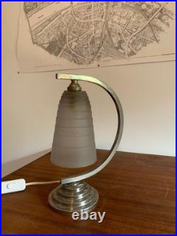 Lampe de Table Art Deco