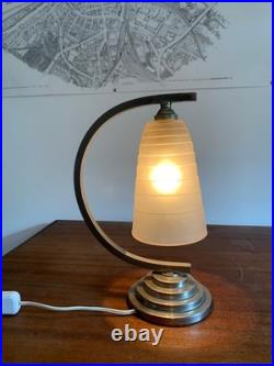 Lampe de Table Art Deco