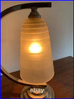 Lampe de Table Art Deco