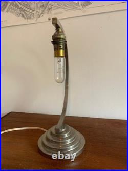 Lampe de Table Art Deco