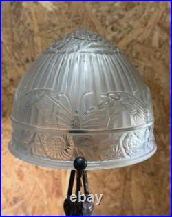 Lampe de Table Art Déco en Fer Forgé et Verre Moulé Dépoli