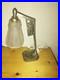 Lampe_de_bureau_Art_Deco_en_bronze_nickele_vide_poche_verre_presse_01_hwey
