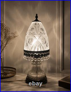 Lampe de chevet à poser en cristal taillé- art déco