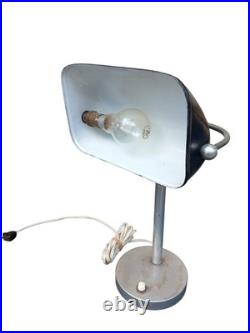 Lampe de notaire, Art Déco Modèle pirouett Abat jour en tôle émaillée noire