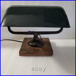 Lampe de notaire, banquier, bureau en metal émaillé, 1920,30, art déco