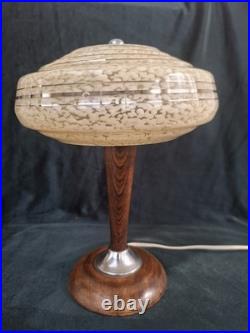 Lampe de table bois métal abat-jour verre moucheté, Style Art Deco, Vintage