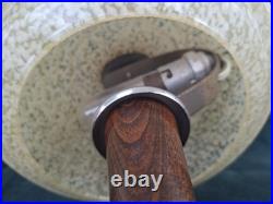 Lampe de table bois métal abat-jour verre moucheté, Style Art Deco, Vintage