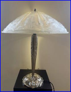 Lampe de table bronze Art Déco Hettier Vincent vasque verre pressé blanc EJG