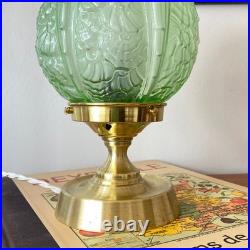 Lampe de table globe verre art déco ancien moulé vert pied en laiton LAMP-7685