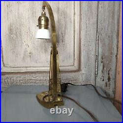 Lampe de table ou bureau en laiton bronze fin XIX ème Art Deco
